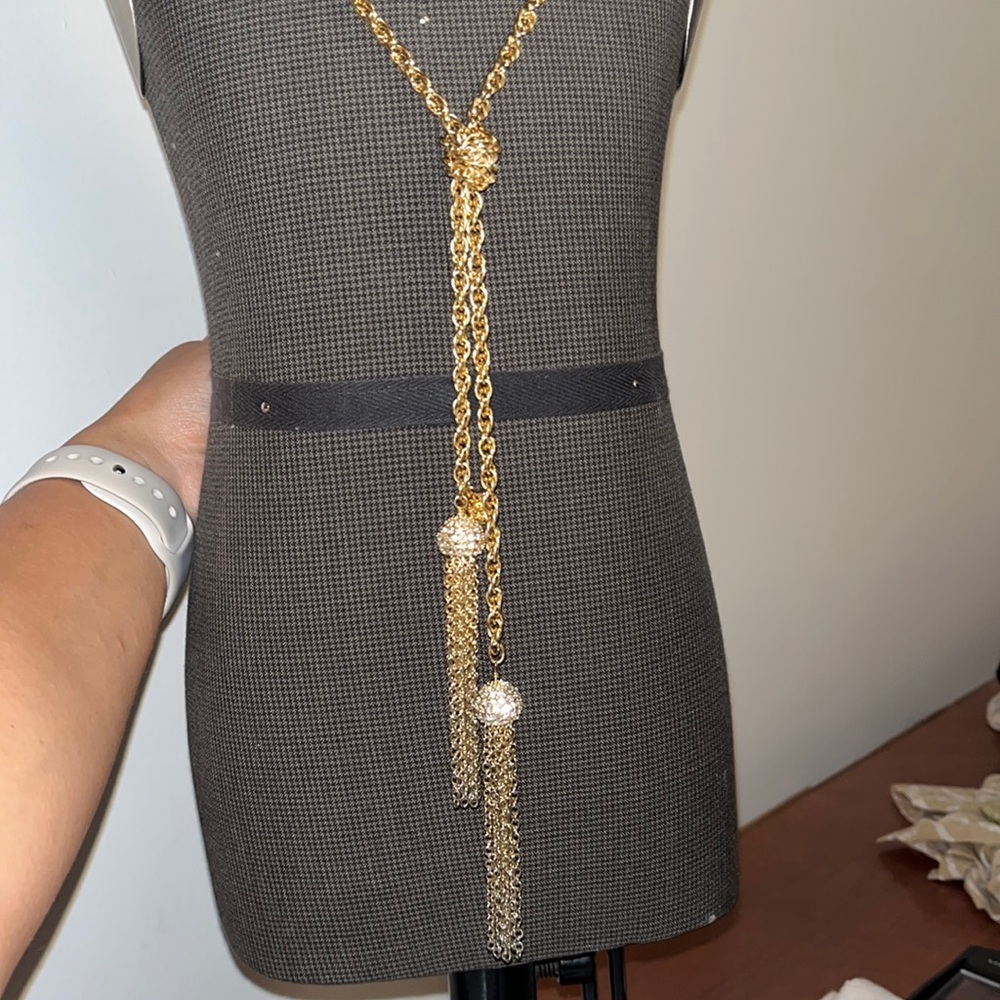 Brighton Collectibles My Flat in London tassel necklace